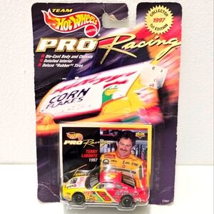 HOT WHEELS Pro-Racing Terry Labonte Collector 1997 1st Edition Car Model